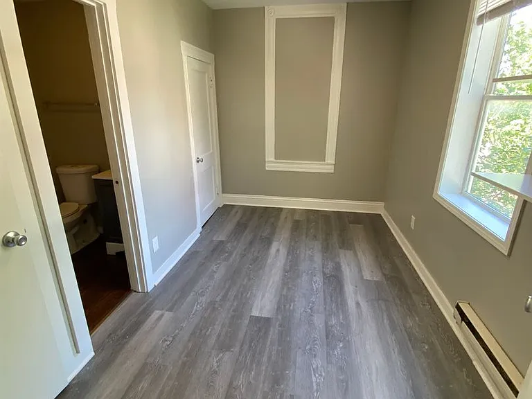 452 S Main St — Photo 13