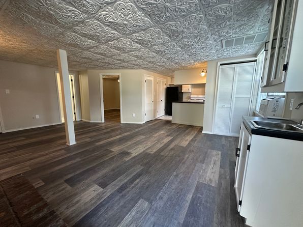 105 E 21st St #12