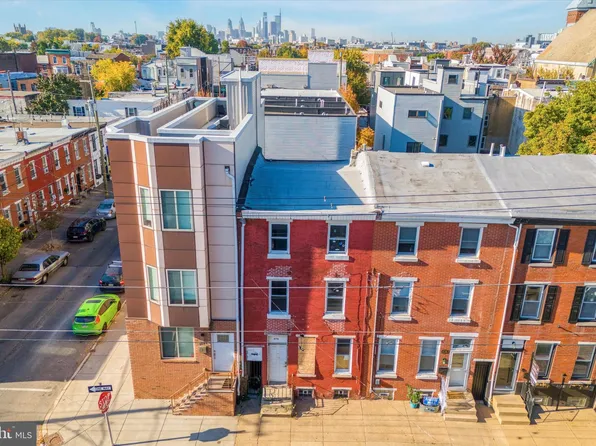 2176 E Sergeant St, Philadelphia, PA 19125