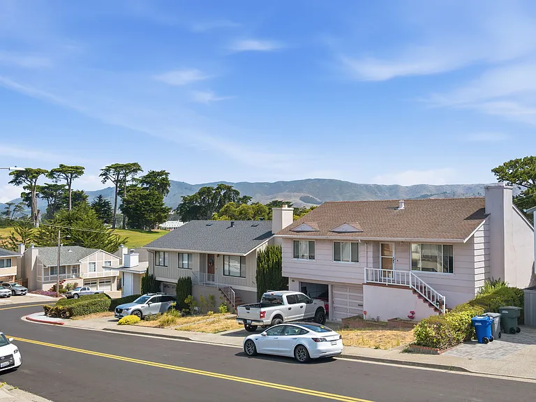 435 Alhambra Rd — Photo 6