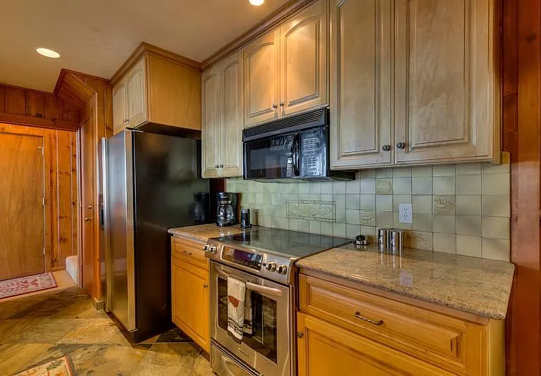4148 Ferguson Ave — Photo 12