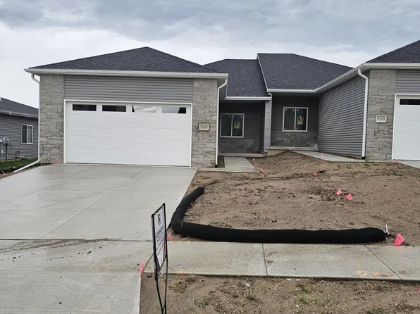 9500 Duckhorn Dr, Lincoln, NE 68526