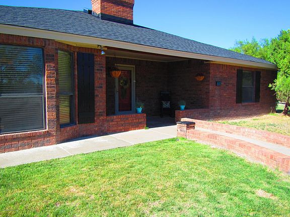 3rd image of 107 Bay Rock Cir