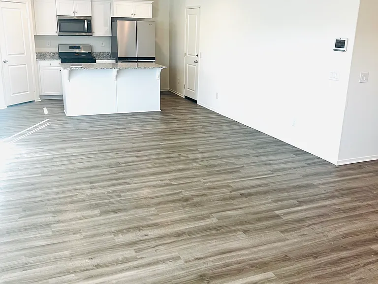 4252 W Avenue J3 — Photo 4