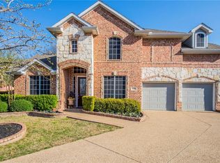 648 Turf Ct, Grand Prairie, TX 75052