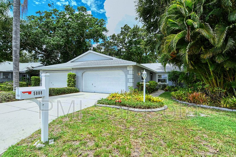 1st image of 5888 Bonaventure Pl