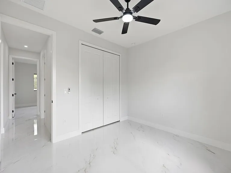 1299 Barton Ave — Photo 13