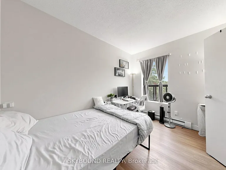131 Wineva Ave #G — Photo 12
