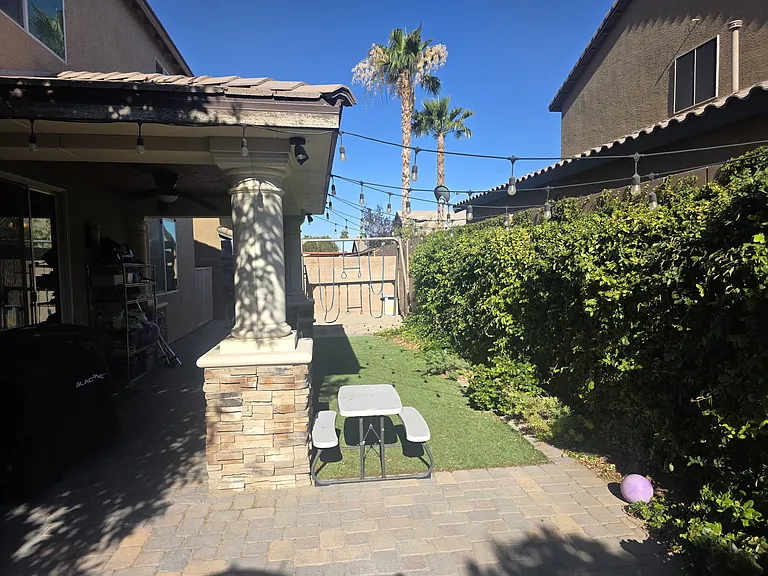 9225 Dorrell Ln — Photo 3