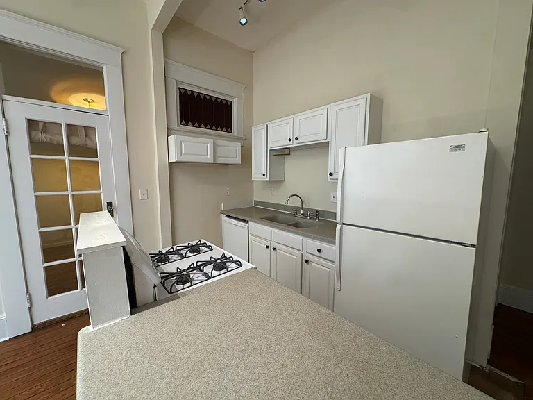978 Myrtle St NE #C — Photo 9