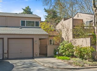 1855 NW Rolling Hill Dr, Beaverton, OR