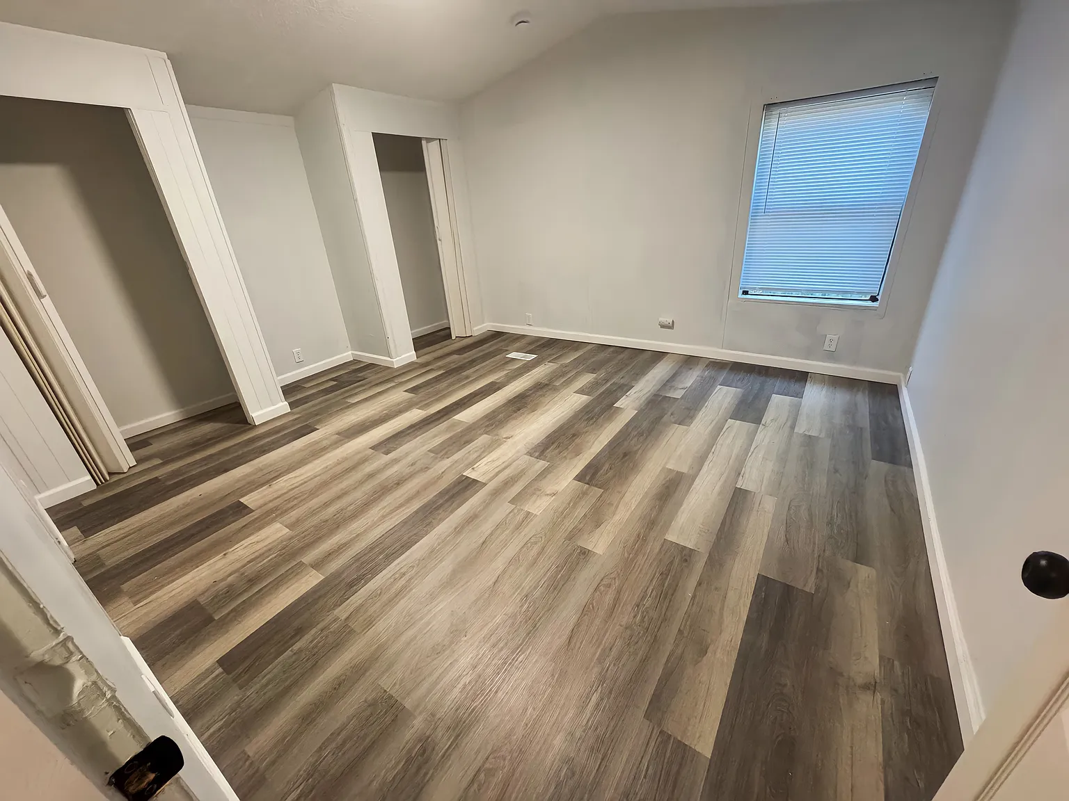 2 bed, 1120 sqft, $913 — Photo 3