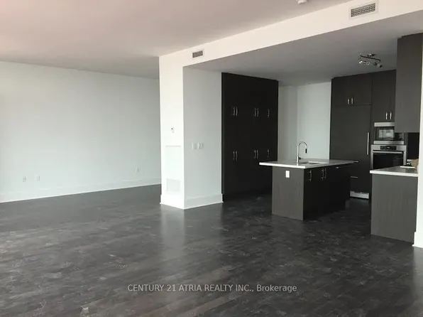 29 Queens Quay E, Toronto, ON