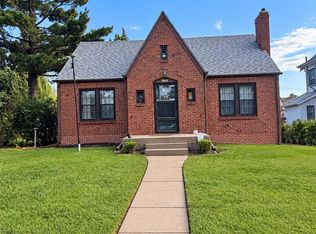 2111 Harwood St, Lincoln, NE 68502