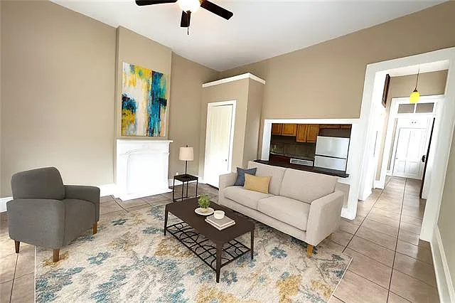 1 bed, 1.0 bath, 641 sqft, $1,250 — Photo 3