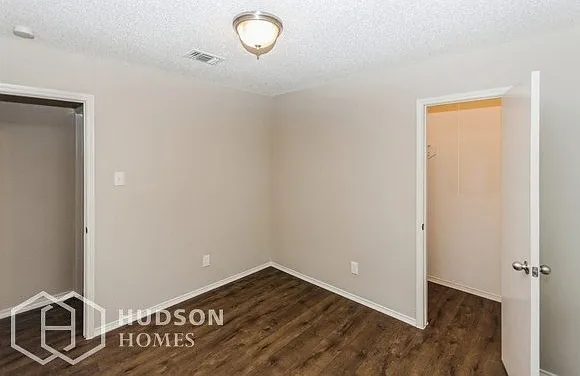 630 Little Ln — Photo 6