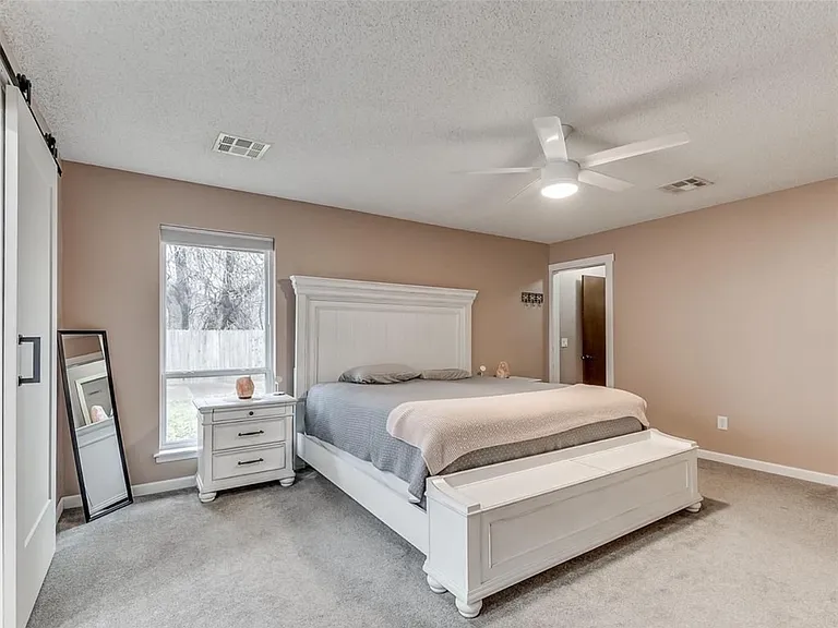 7225 Skylark Ln — Photo 11