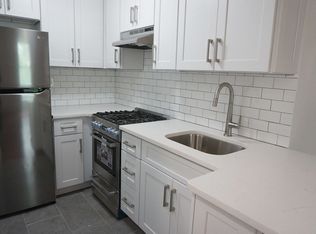 14 W 71st St #3A, New York, NY 10023