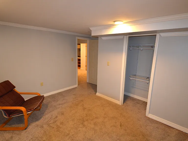 52 Carol Ln #B — Photo 7