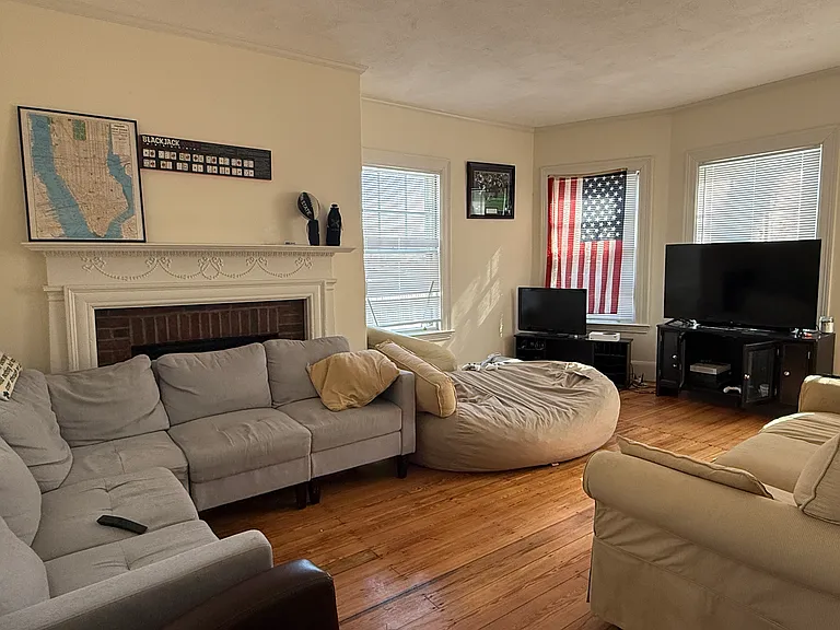 12 Braemore Rd #2 — Photo 20