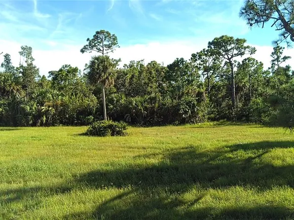 24573 Yacht Club Blvd #4, Punta Gorda, FL 33955