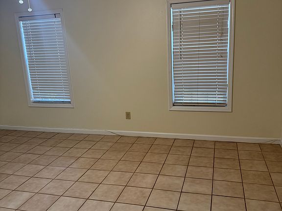 4th image of 839 Cheyenne Ave