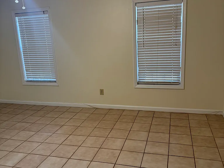 839 Cheyenne Ave — Photo 4