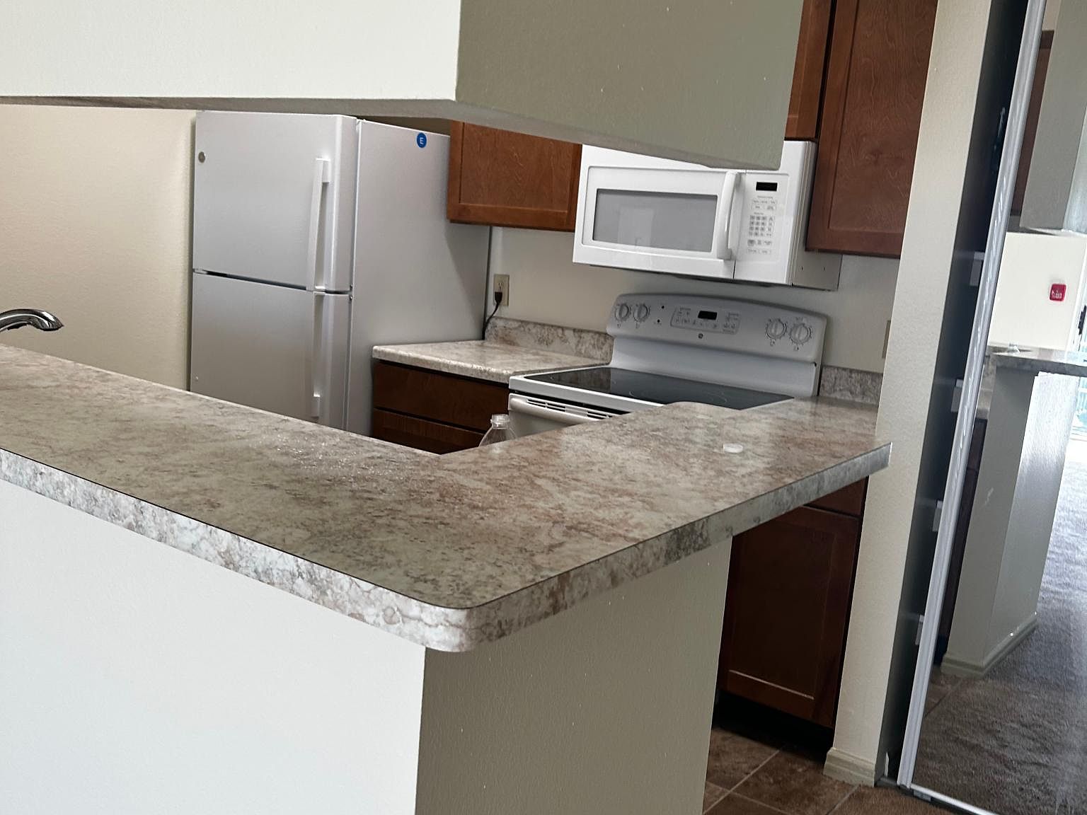 8716 S Wood Creek Dr APT 1 Oak Creek WI 53154 Zillow