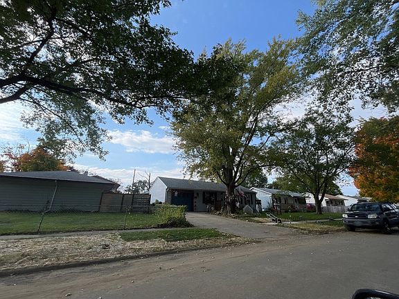 3rd image of 7706 Orion St