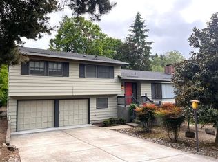 6862 SW Raleighwood Ln, Portland, OR 97225