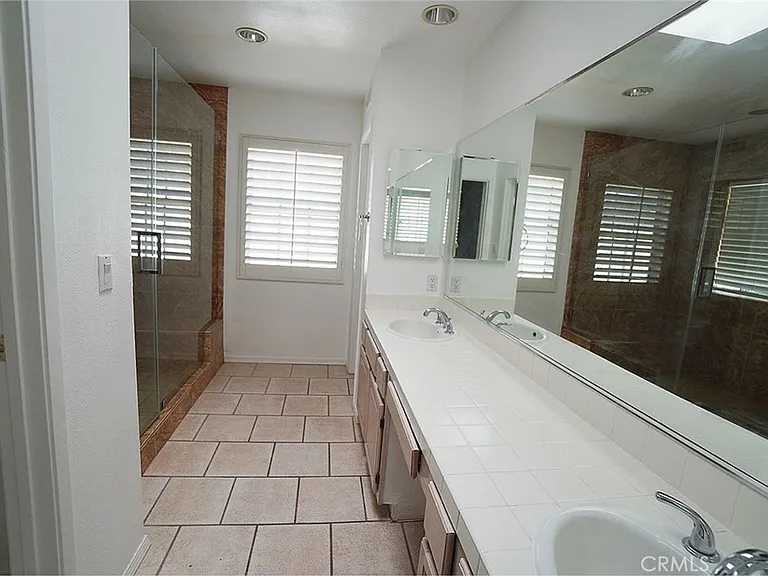 14925 Laurelgrove Cir — Photo 6