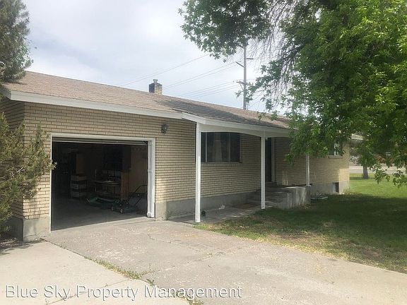 2nd image of 210 W 2nd N Unit 1