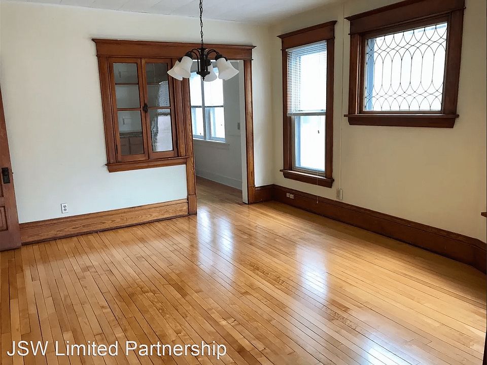 1st image of 315 N Paterson St #10803485