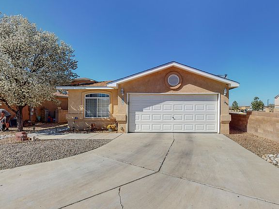 2nd image of 6601 Country Hills Ct NW