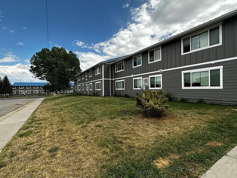 Bitter Creek Apartments — Photo 6