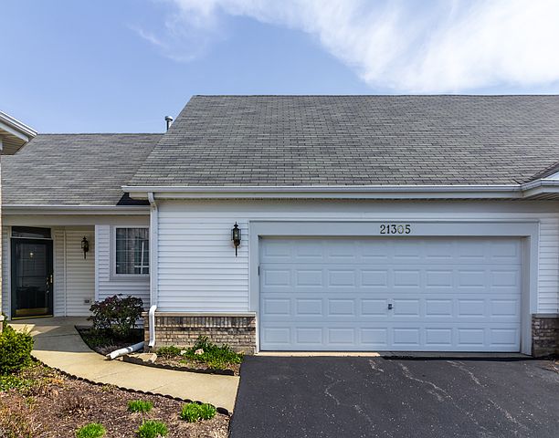 1st image of 21305 Hidden Lake Ct