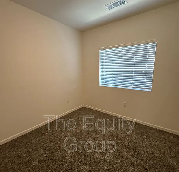 733 S Pinkham #101 — Photo 23