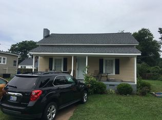 910 N Main St, Graham, NC 27253