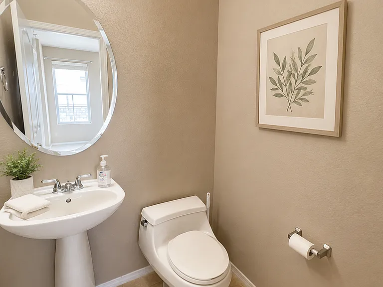 6250 Upham Hts — Photo 13