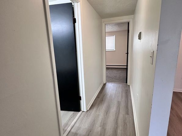 450 Market St APT 25