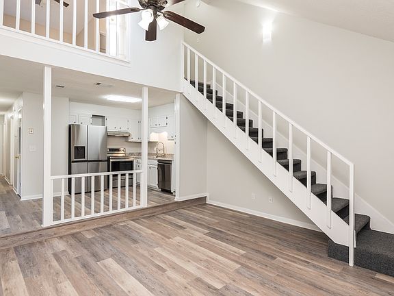 4th image of 7224 Lago Vista Ct
