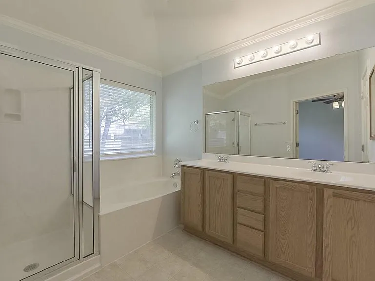 14616 Springs Edge Dr — Photo 17