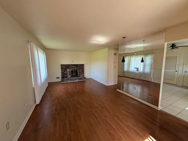 3442 Heatherfield Dr — Photo 1