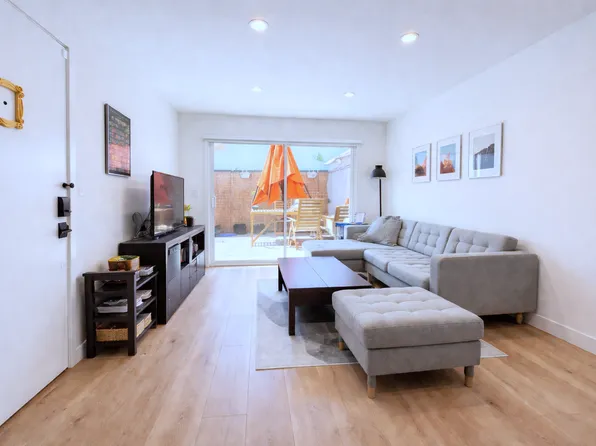 1333 Brockton Ave APT 2, Los Angeles, CA 90025