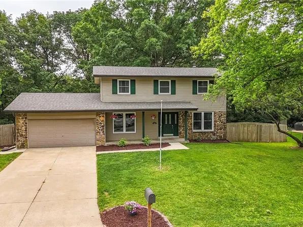 4625 Briargate Dr, Saint Charles, MO 63304