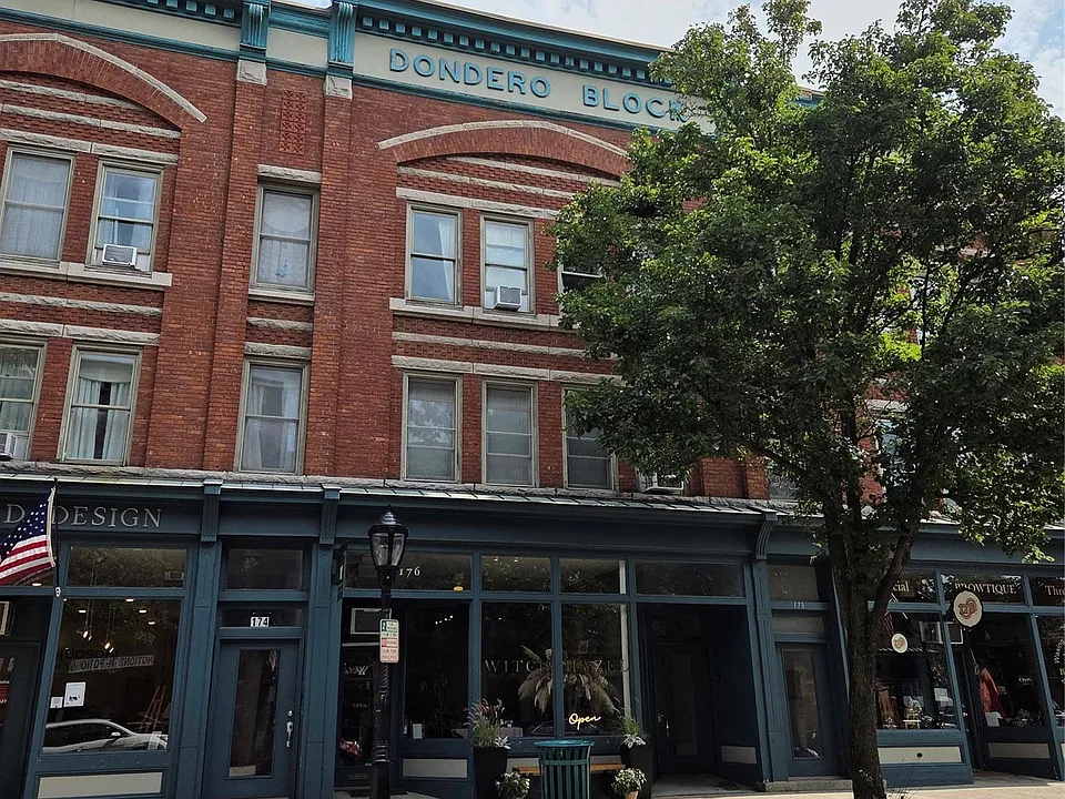 176 Main St #A