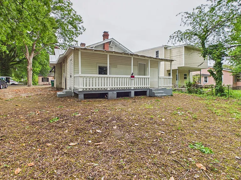2412 Concord Ave — Photo 25