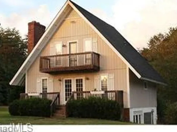 1449 Griffin Rd, Madison, NC 27025