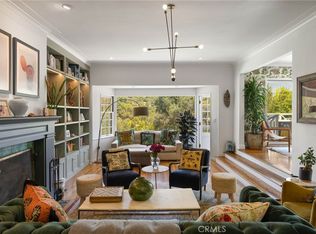 3704 Prestwick Dr, Los Angeles, CA 90027