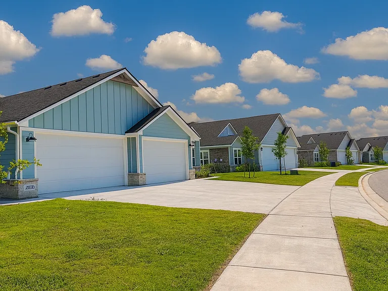 2504 Sloan Cir #B — Photo 2